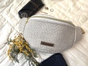 sac beige avec les objets